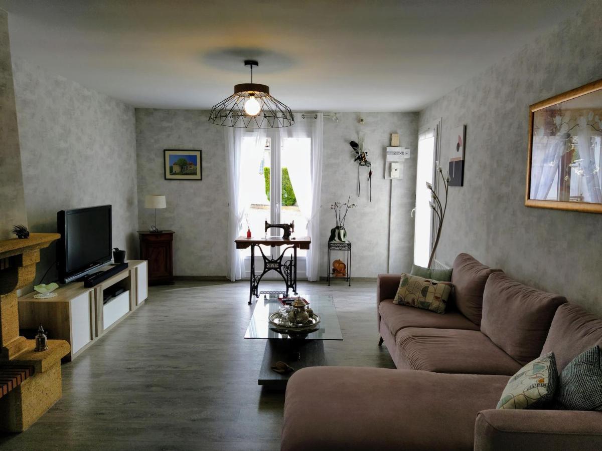Maison Plain Pied Avec Jardin, Terrasse Et Veranda Cognac Eksteriør bilde